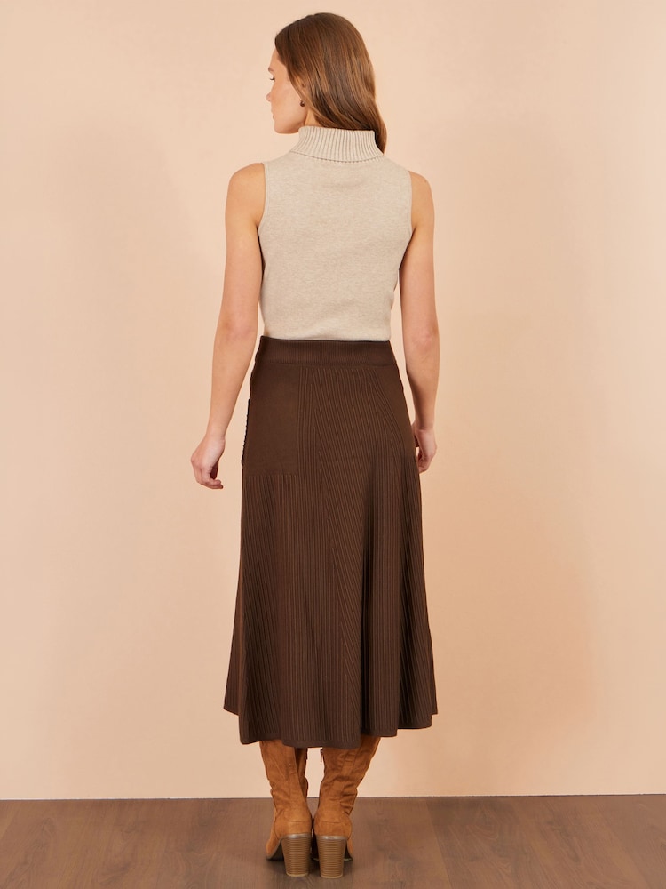 Yumi Brown Knitted Midi Skirt With Pockets - Image 4 of 4 Yumi Brown Knitted Midi Skirt With Pockets - Image 4 of 4