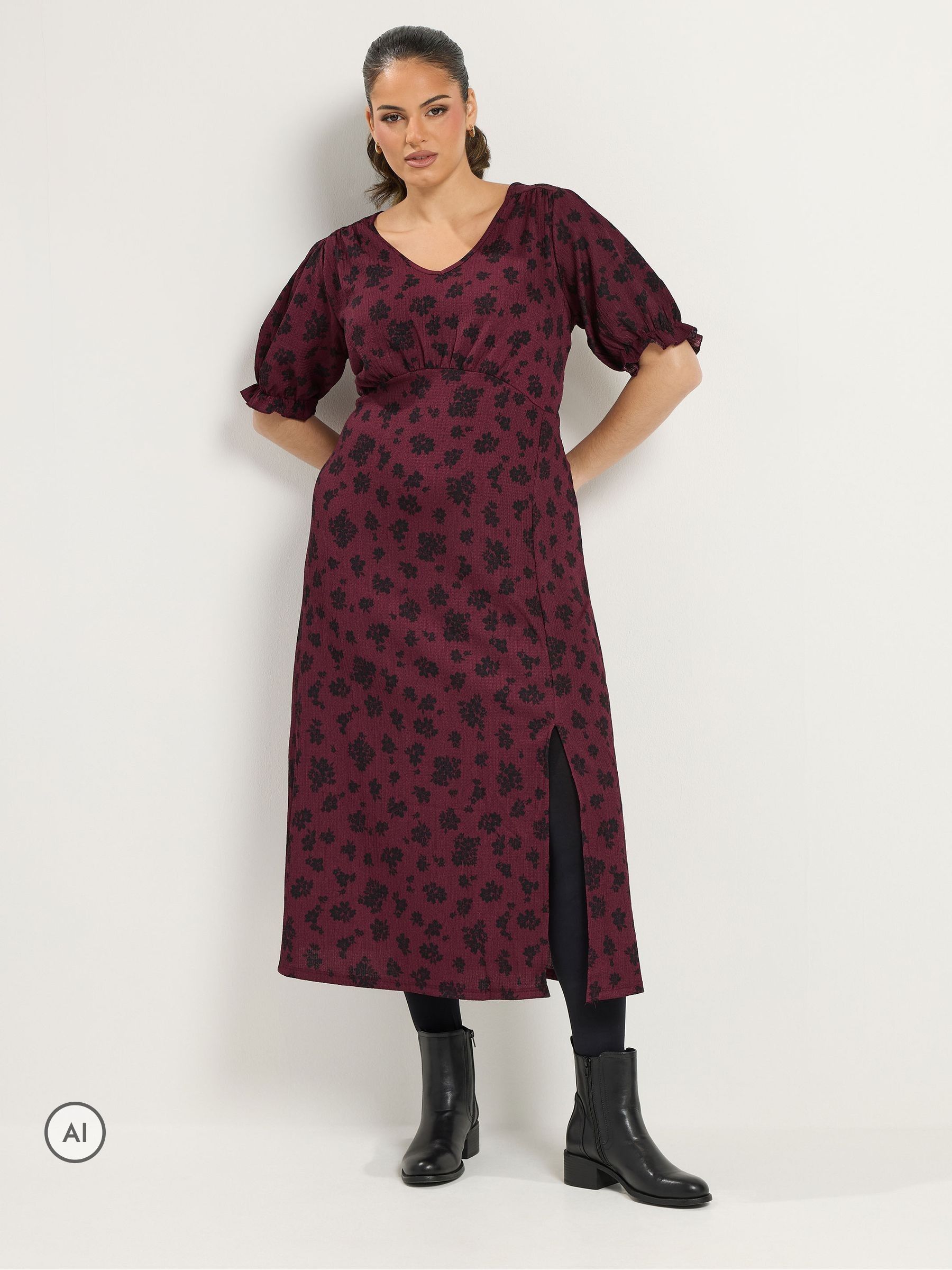 Yours Women's Burgundy Floral Tea Dress In Size 26-28 - Image 2