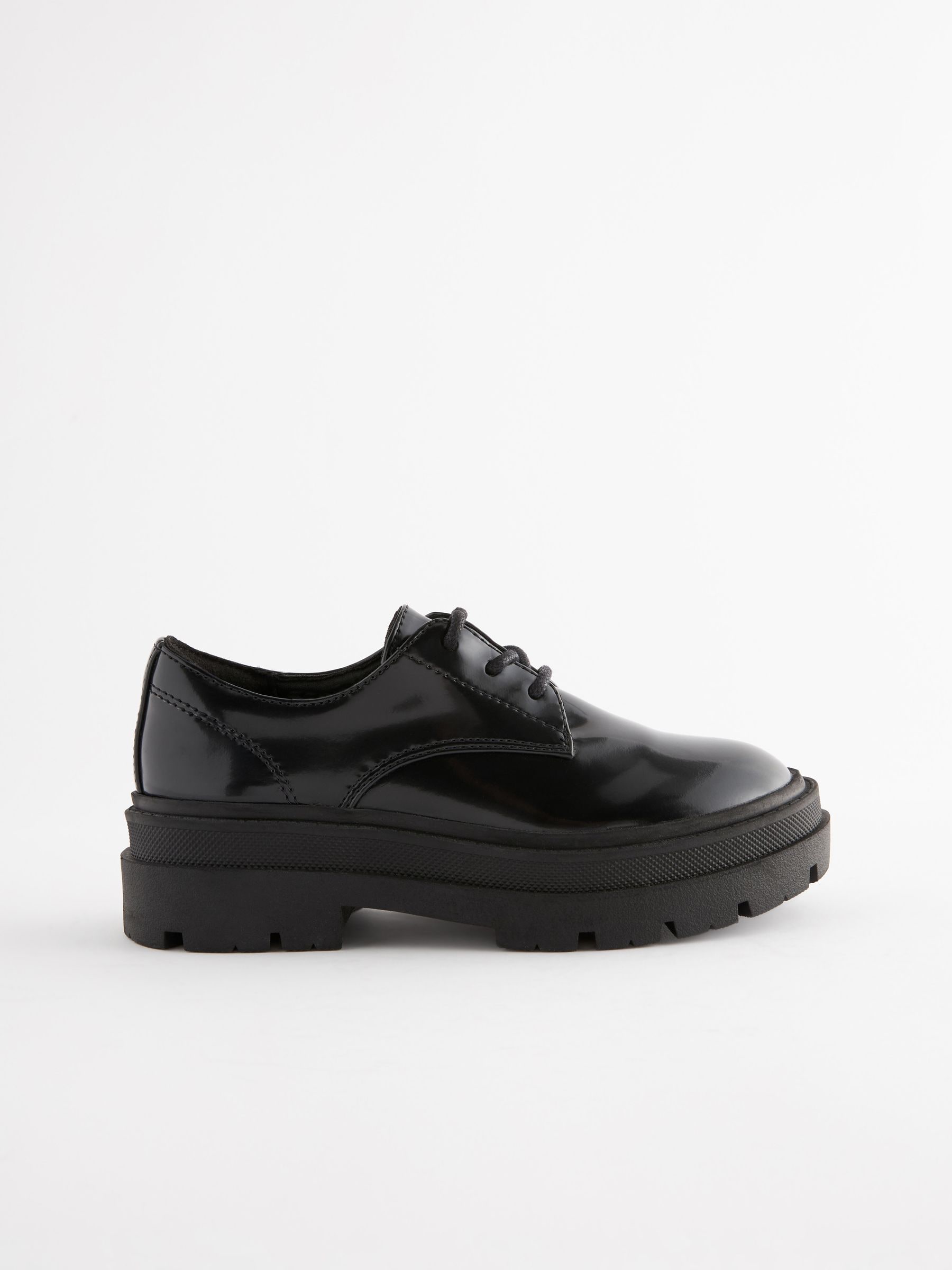 Retro trainers pull large bear