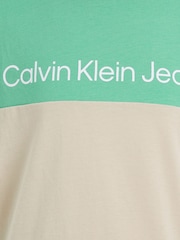 Calvin Klein Jeans Boys Natural Essential Colour Block 100% Cotton Set - Image 4 of 4