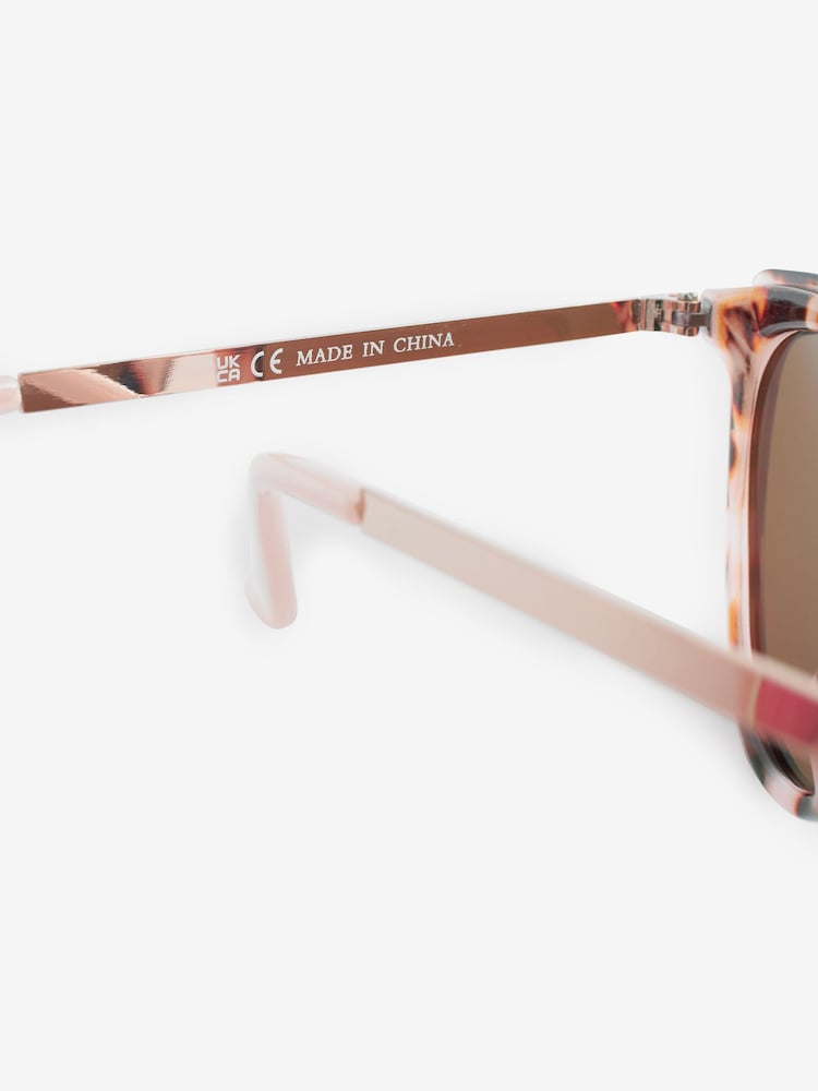 Tortoiseshell Brown Polarised Cat Eye Sunglasses - Image 7 of 7 Tortoiseshell Brown Polarised Cat Eye Sunglasses - Image 7 of 7