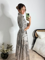 Style Cheat White Daphne Belted Shirt Midaxi Dress - Image 4 of 4