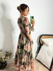 Green & Blush с цветочным принтом - Платье с оборками и завязкой сзади Style Cheat Birdie - Изображение 2 из 5