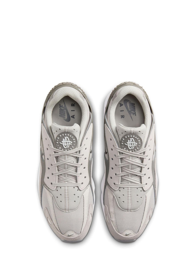 Nike Grey/White Air Huarache Runner Trainers - Image 5 of 8