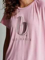 B by Ted Baker Kurzer Pyjama aus Jersey und Viskose-Satin - Bild 6 von 10