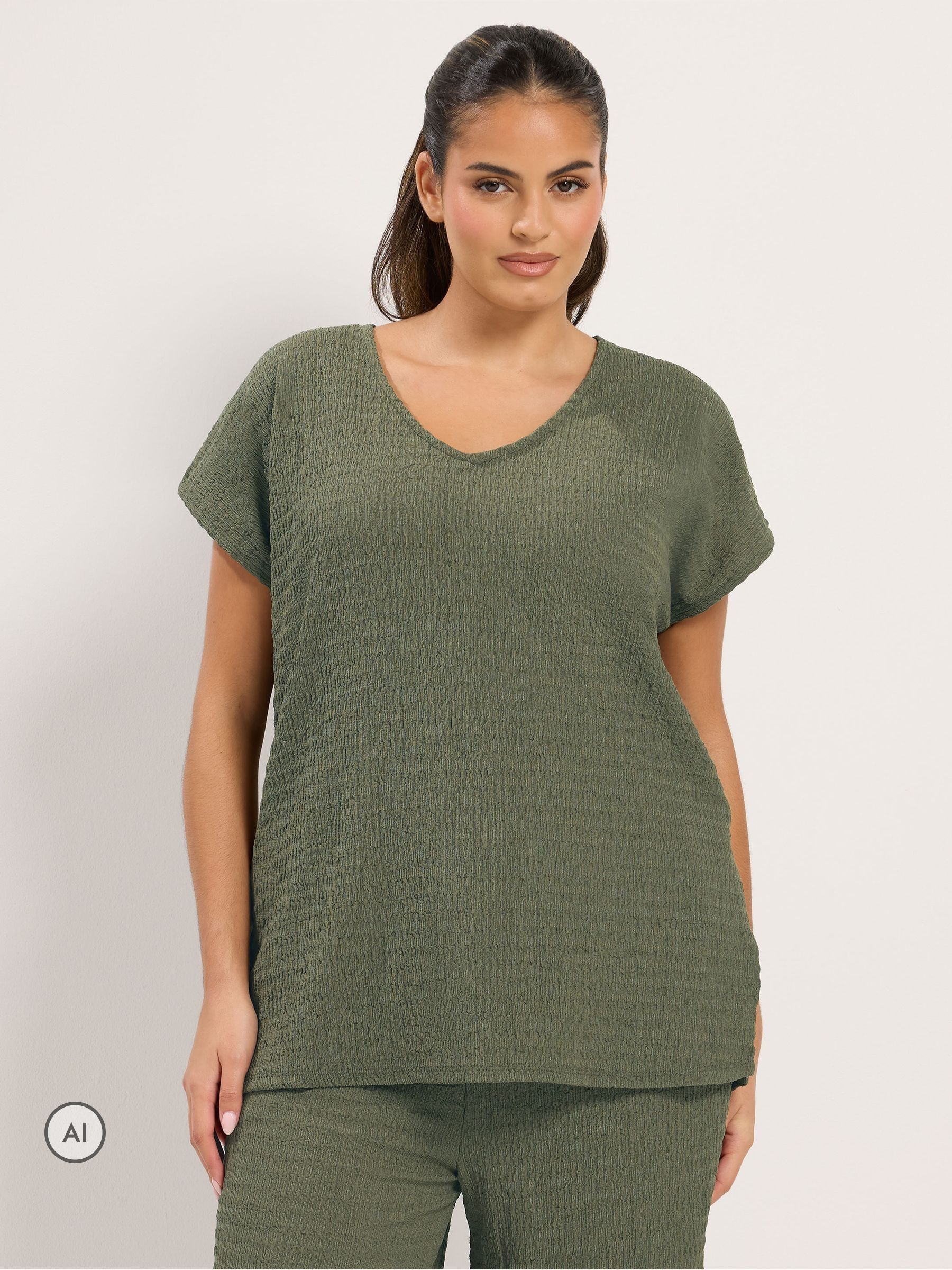 Yours Curve Women's Green Textured Grown On T-Shirt