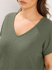 Yours Curve Green Textured Grown On T-Shirt - Image 4 of 6