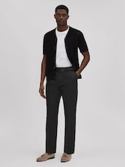 Reiss Black Liquid Relaxed Tapered Belted Trousers - Image 3 of 5
