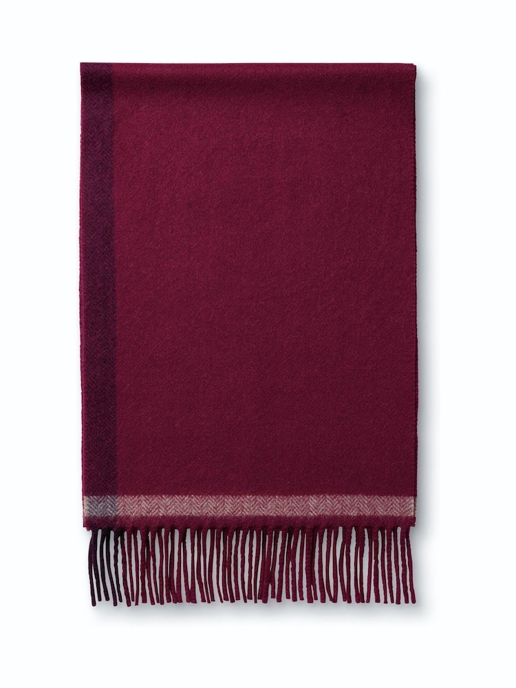 Charles Tyrwhitt Red Herringbone Cashmere Scarf - Image 2 of 3 Charles Tyrwhitt Red Herringbone Cashmere Scarf - Image 2 of 3
