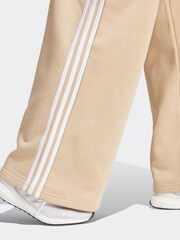 adidas – adidas Essentials Jogginghose mit weitem Bein und 3 Streifen - Bild 9 von 10