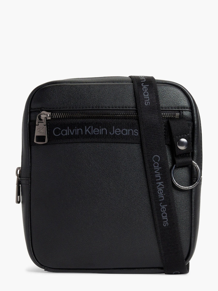 Calvin Klein Ultralight Reporter Black Bag - Image 2 of 5