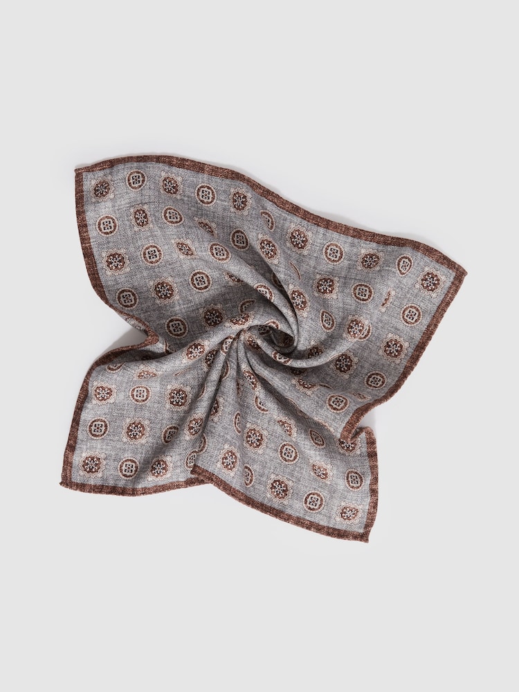 Reiss Grey Melange Tindari Silk Reversible Pocket Square - Image 5 of 5