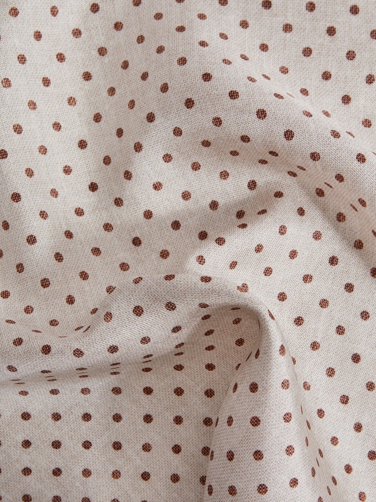 Reiss Oatmeal Melange Vecchia Silk Polka Dot Pocket Square - Image 5 of 5 Reiss Oatmeal Melange Vecchia Silk Polka Dot Pocket Square - Image 5 of 5