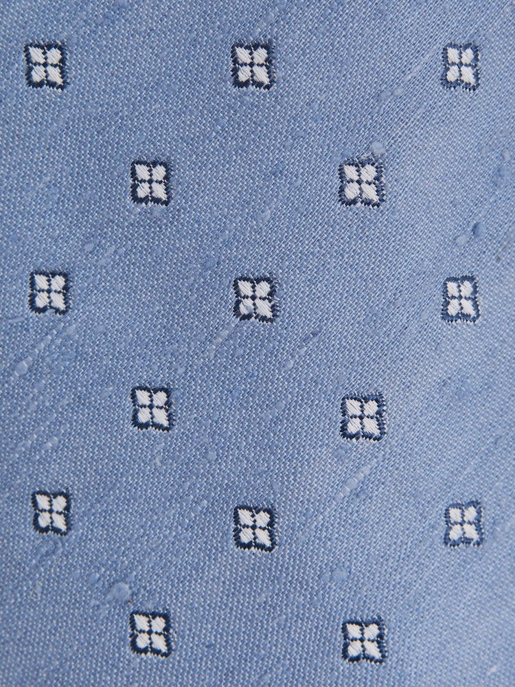 Reiss Sky Blue Trevi Silk Blend Textured Floral Print Tie - Image 5 of 5