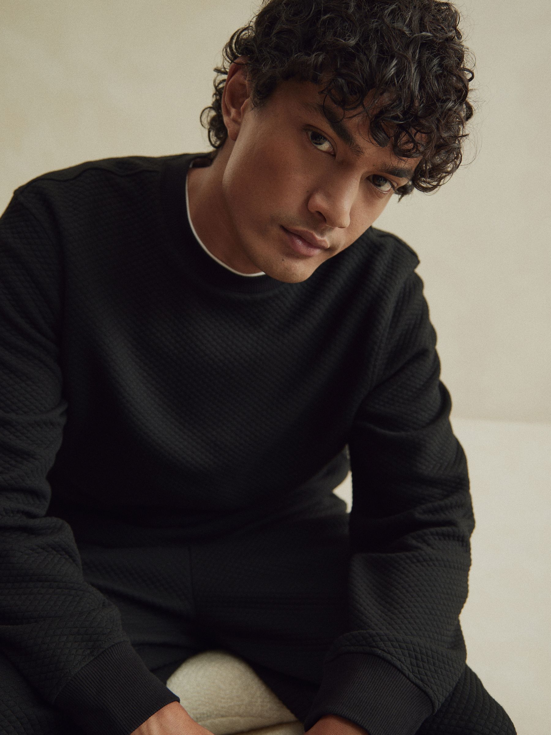 CTLS | UNIVERSITY CREWNECK 黒 Buy Black Crew Sweatshirt Premium Texture Crew Sweatshirt