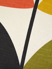 وسادة كرسي مزينة برسمة جذع نبات من القطن 100% من Orla Kiely - صورة 3 من 3