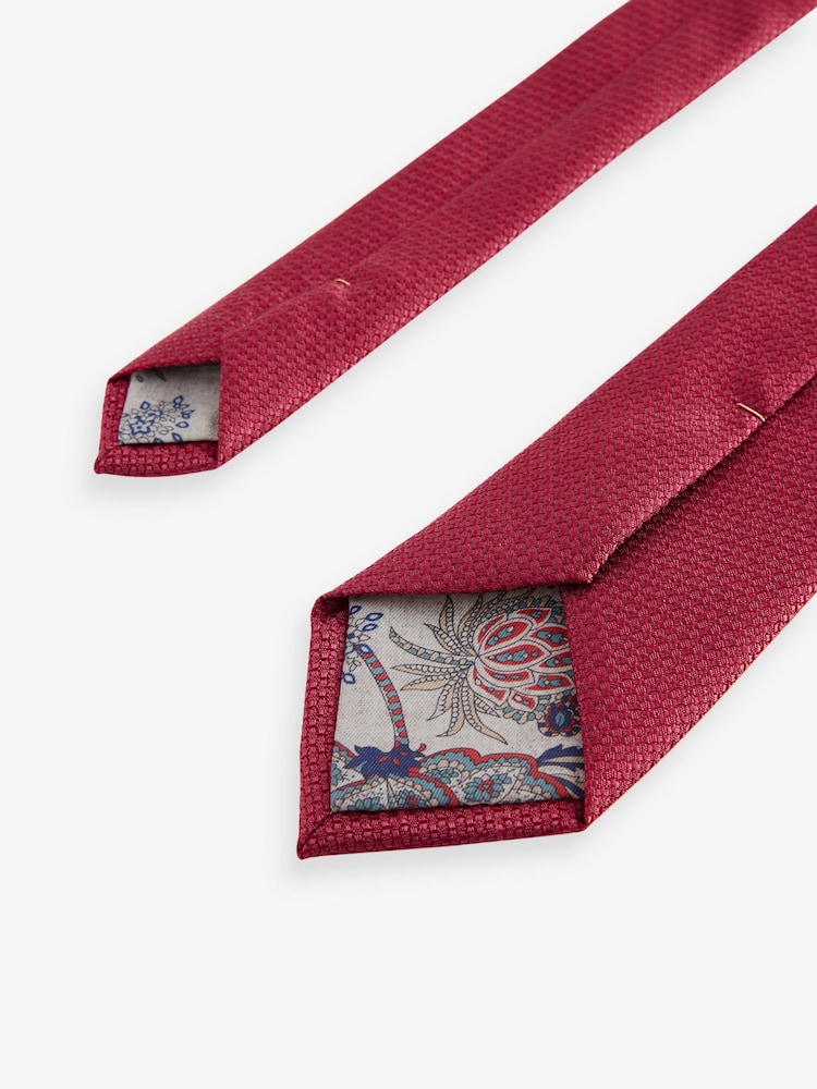 Red Slim Textured Tie And Clip Set - Image 3 of 3 Red Slim Textured Tie And Clip Set - Image 3 of 3