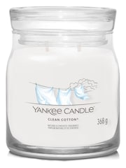Yankee Candle White Signature Medium Jar Scented Candle Clean Cotton - Image 2 of 4