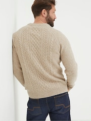 Natur - FatFace Cable Crew Jumper - Bild 2 von 5