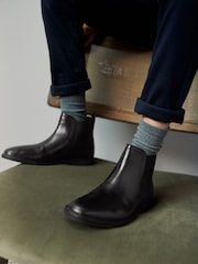 Schwarz - Chelsea-Stiefel aus Leder - Bild 1 von 9