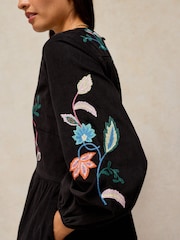 White Stuff Wren Embroidered Cord Dress - Image 3 sur 6