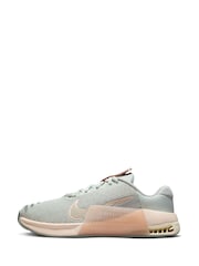 Nike Grey Metcon 9 EasyOn Training Trainers - Image 2 of 10