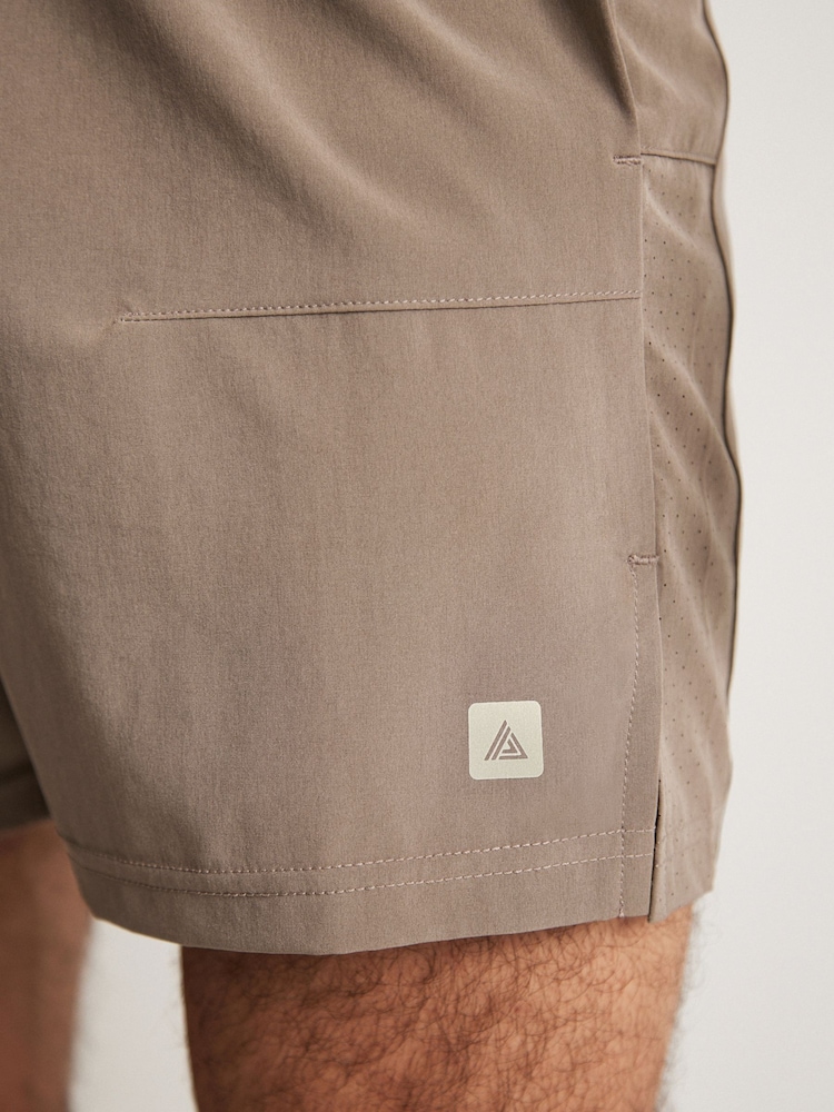 neutre - 7 Inch - Short de sport Active Gym - Image 6 of 10