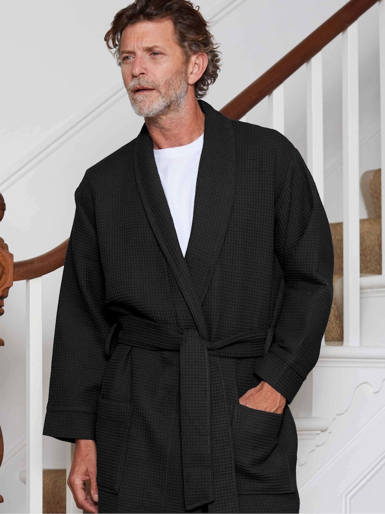 Savile Row Company 100% Cotton Waffle Dressing Black Gown - Image 2 of 5
