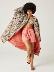 Regatta Animal Adult Waterproof Changing Robe - Image 4 of 9