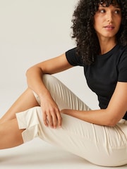 Regatta White Bayletta Capri Trousers - Image 4 of 4