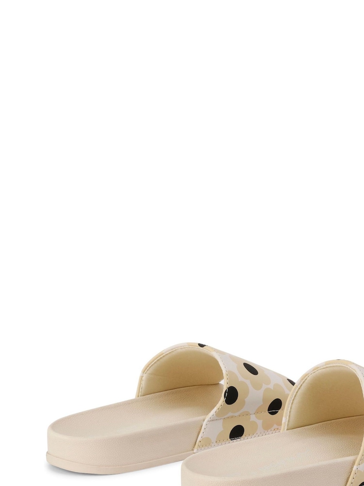 Regatta Cream Orla Kiely Sliders - Image 2 of 6