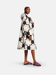 Regatta Black Orla Changing Robe - Image 4 of 9