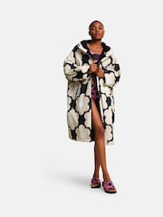 Regatta Black Orla Changing Robe - Image 5 of 9