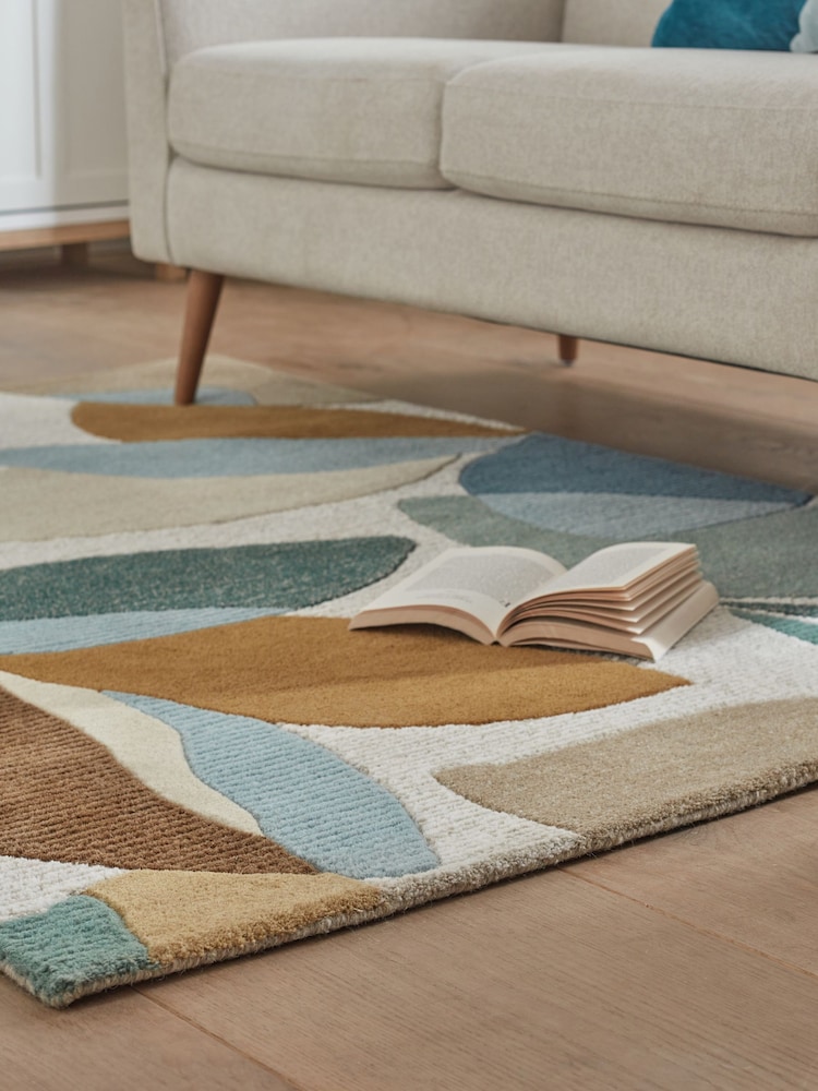 Green Leaf Rug - Image 2 of 7