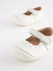 White Leather Wide Fit (G) Crawler Mary Jane Shoes - Image 3 of 5