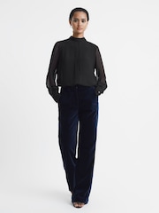 Noir - Blouse transparente à col montant Reiss Riley - Image 3 of 6