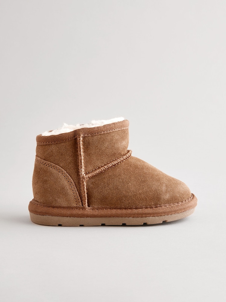 Marrón - Botas de gamuza con forro cálido - Imagen 2 de 5 Marrón - Botas de gamuza con forro cálido - Imagen 2 de 5