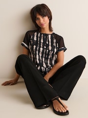 Black/White Tie Dye Print Woven Mix Short Sleeve Raglan T-Shirt - Image 2 of 4