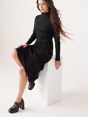 Schwarz - Plissiertes Kleid mit langen Ärmeln - Bild 2 von 6