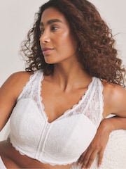 Simply Be Black Pretty Secrets Zip Front Fastening Comfort Bras 2 Pack - Image 4 of 4