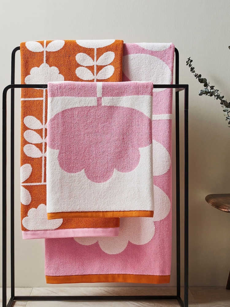 Orla Kiely Pink Cut Stem Tulip Paprika 100% Cotton Towel - Image 1 of 6