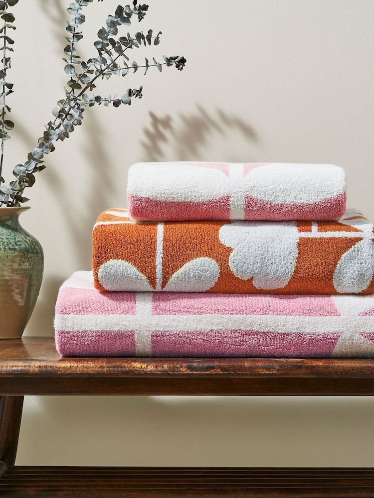 Orla Kiely Pink Cut Stem Tulip Paprika 100% Cotton Towel - Image 2 of 6