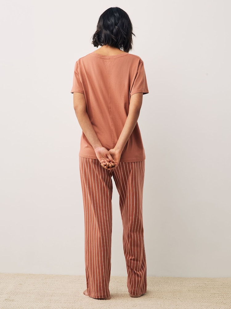 Rostbraun/gestreift - Kurzärmeliger Baumwoll-Pyjama - Bild 2 von 7 Rostbraun/gestreift - Kurzärmeliger Baumwoll-Pyjama - Bild 2 von 7