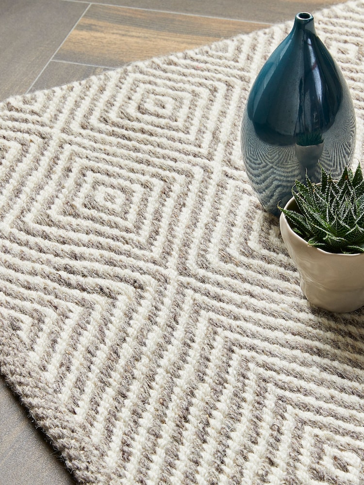 Origin Rug Collection. Natural Estelle Runner - Image 2 of 4