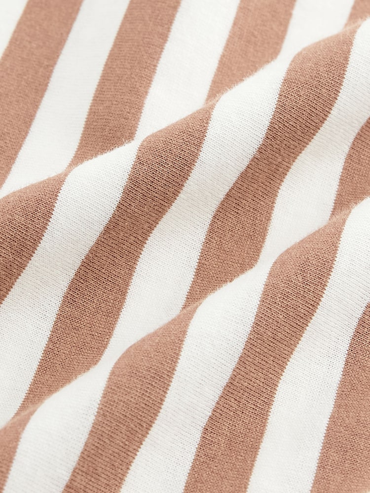 Neutrale Farbe - Essential Kurzarm-T-Shirt aus reiner Baumwolle mit Rundhalsausschnitt - Bild 6 von 6 Neutrale Farbe - Essential Kurzarm-T-Shirt aus reiner Baumwolle mit Rundhalsausschnitt - Bild 6 von 6
