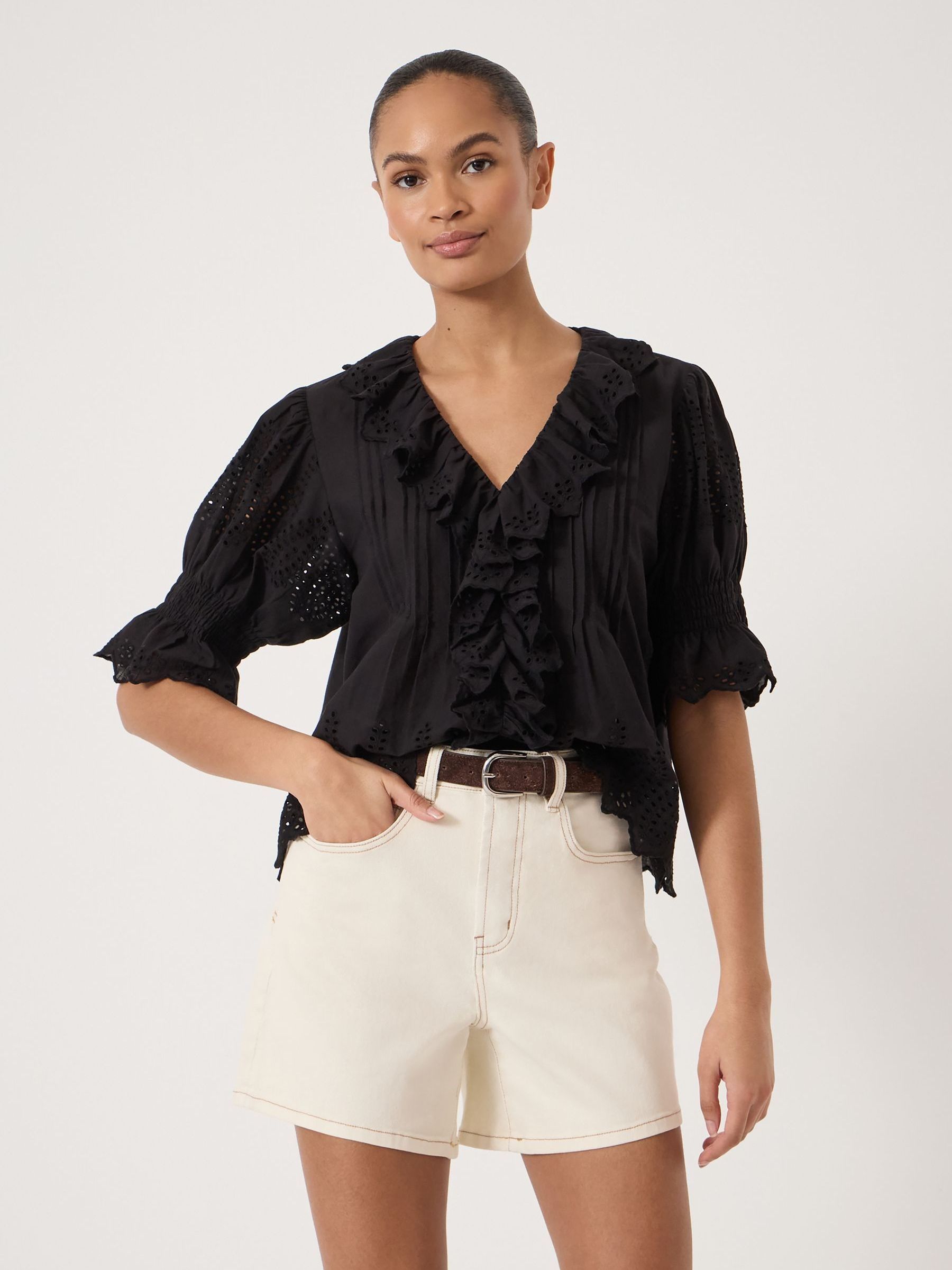 Comprar Preto - Blusa Hush Koa em algodão com bordado inglês from