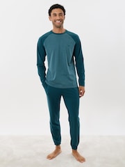 Threadbare Long Sleeve Raglan Top & Cuffed Bottoms Lounge Set - صورة 2 من 4