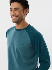Threadbare Long Sleeve Raglan Top & Cuffed Bottoms Lounge Set - صورة 4 من 4