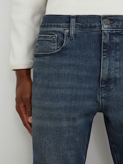 Reiss Dark Blue Leon Comfort-Stretch Jeans - Image 4 of 7