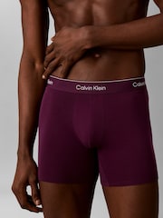 Purple/White/Black - حزمة من 3 بوكسرات قابلة للتمدد قطن Icon من Calvin Klein - صورة 5 من 5
